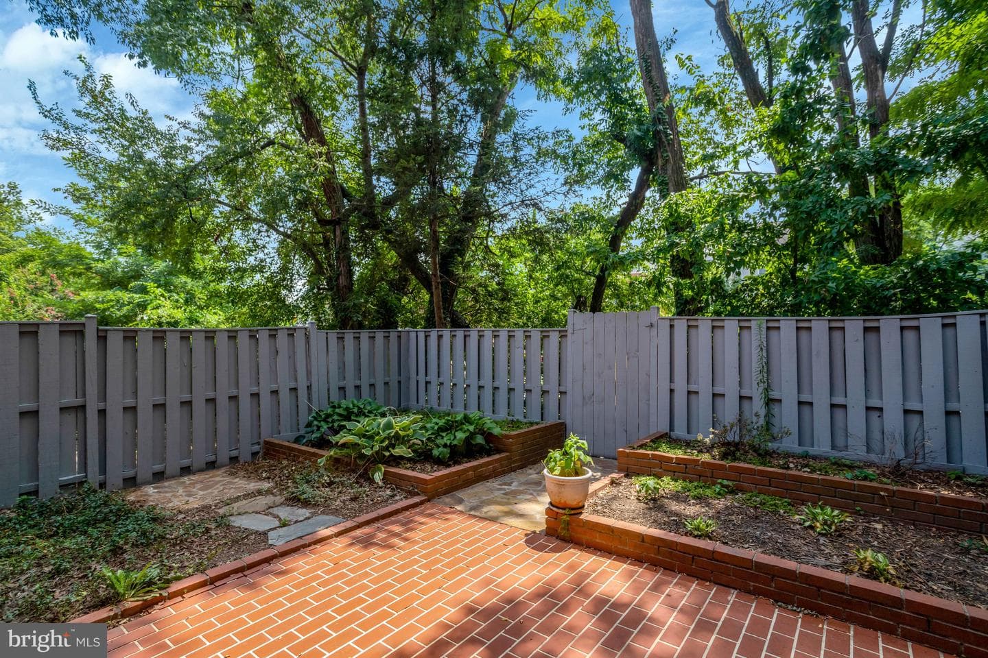 2130 Military Road photo 62