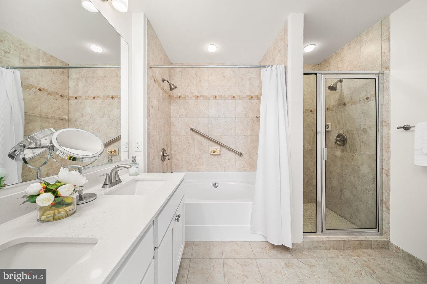 2720 S Arlington Mill Drive #914 photo 26
