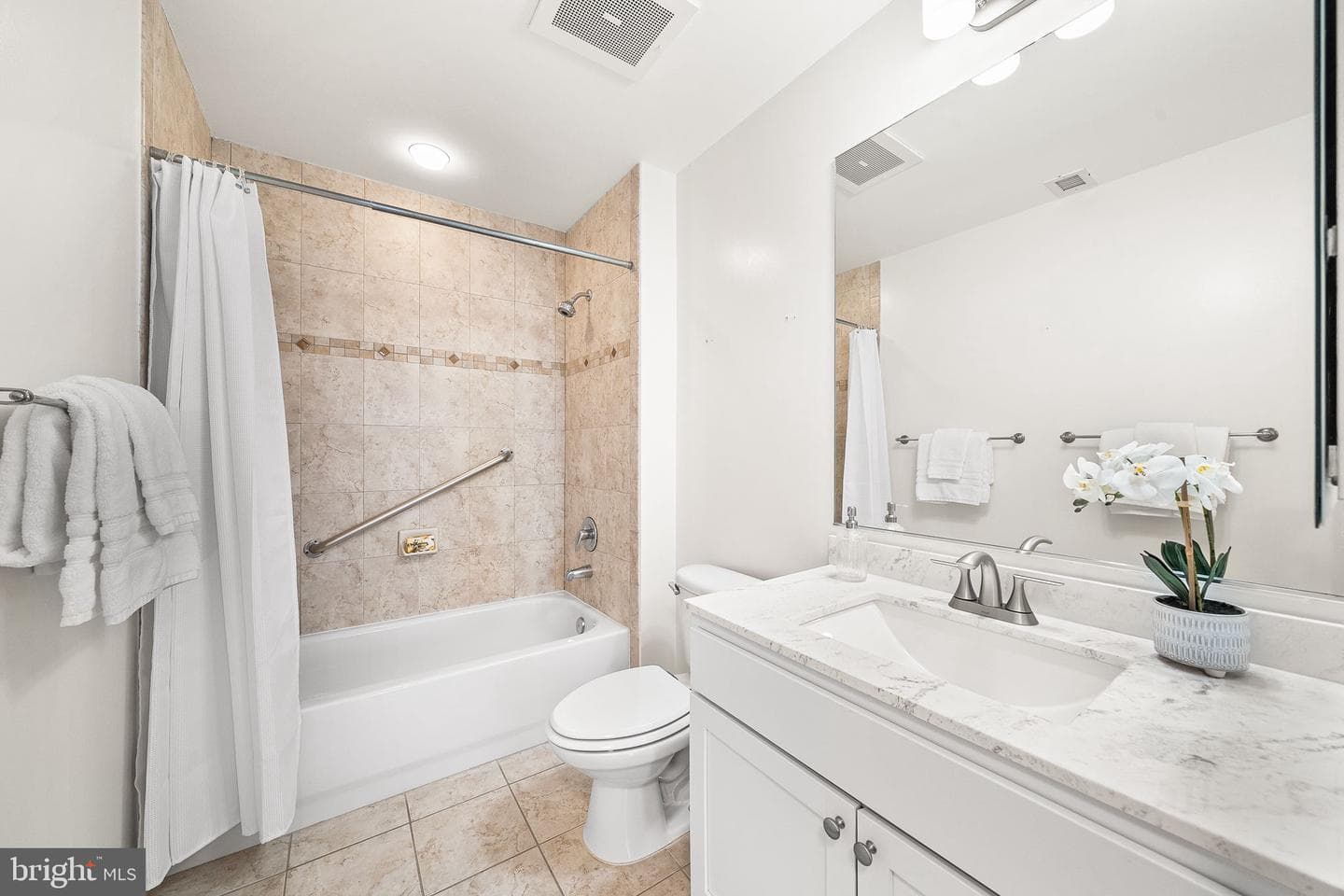 2720 S Arlington Mill Drive #914 photo 31