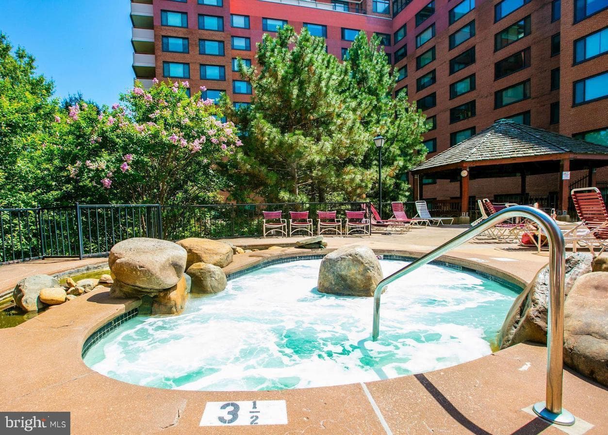 1111 Arlington Boulevard #329 photo 18