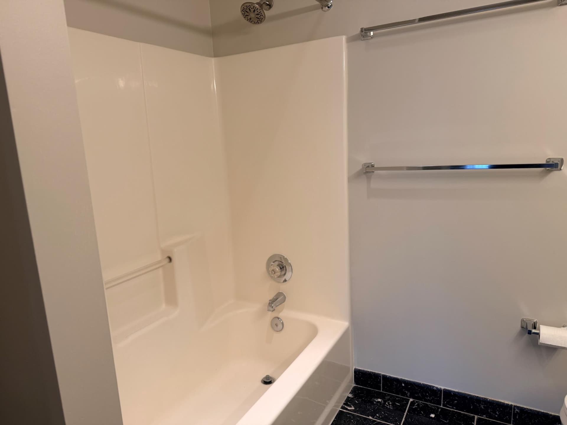 901 N Monroe Street #402 photo 13