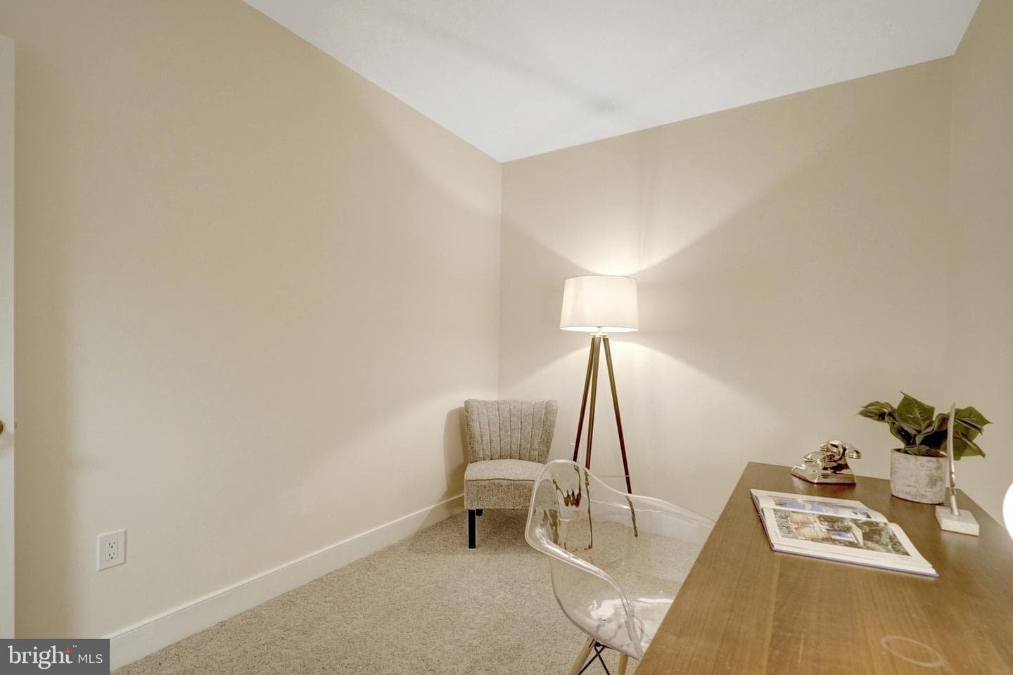 1418 N Rhodes Street #b106 photo 32
