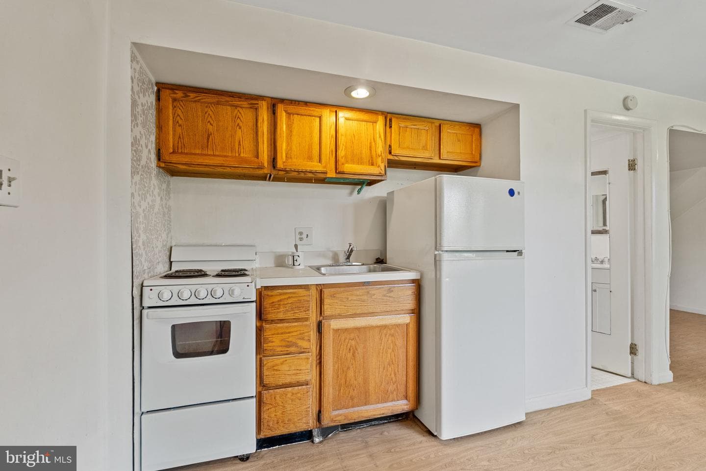 623 29th Street S photo 28