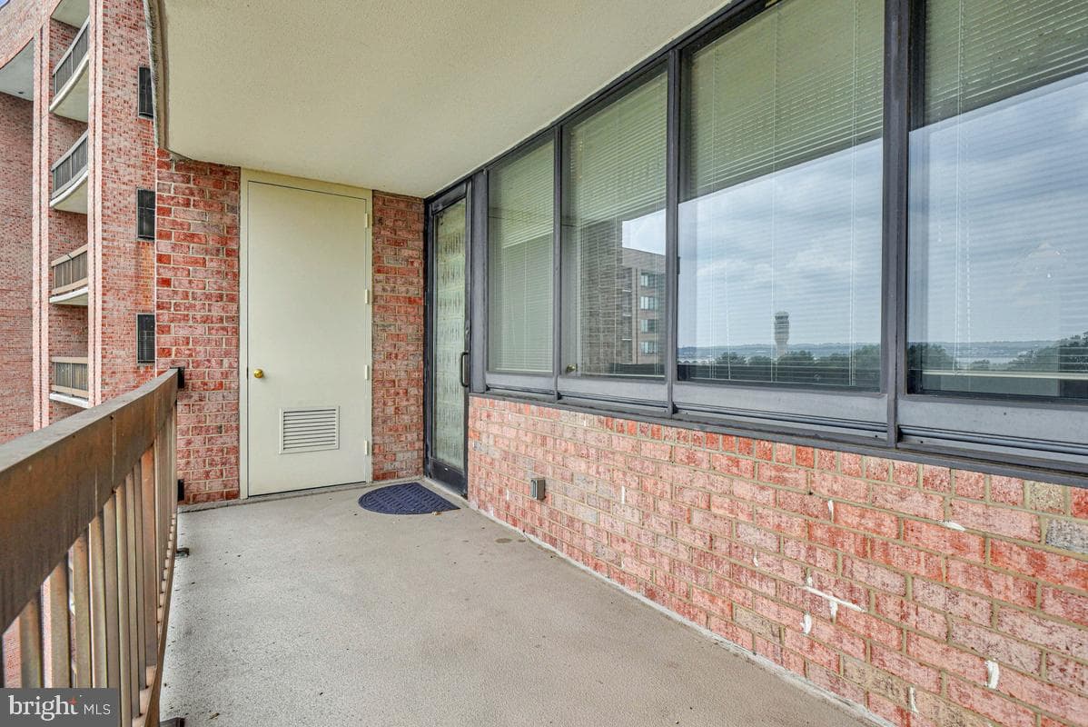 1805 Crystal Drive #807s photo 30