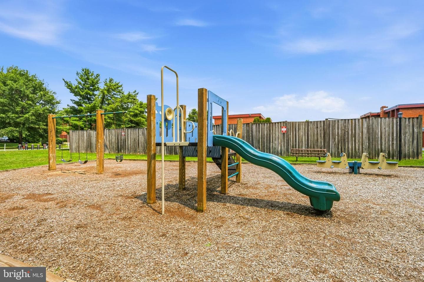 1502 S George Mason Drive #2 photo 34