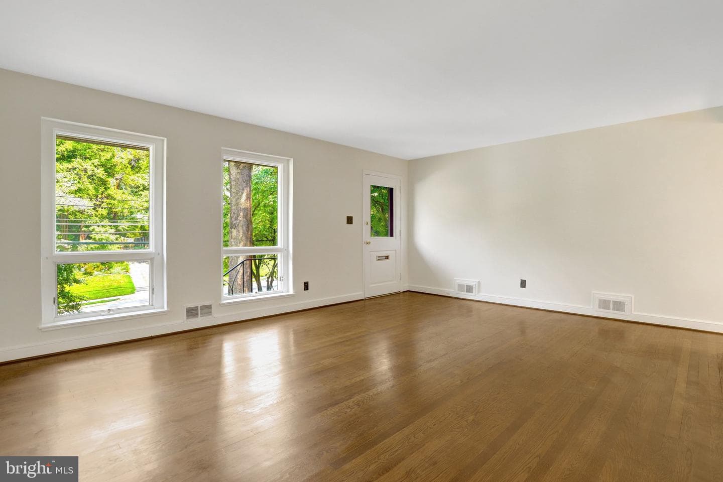 3548 Military Road photo 4