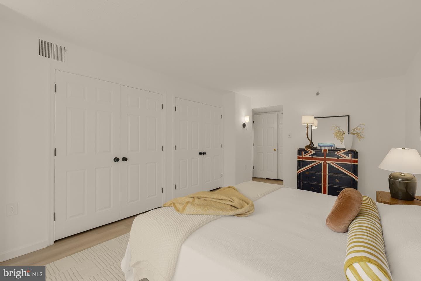 1301 N Courthouse Road #706 photo 15