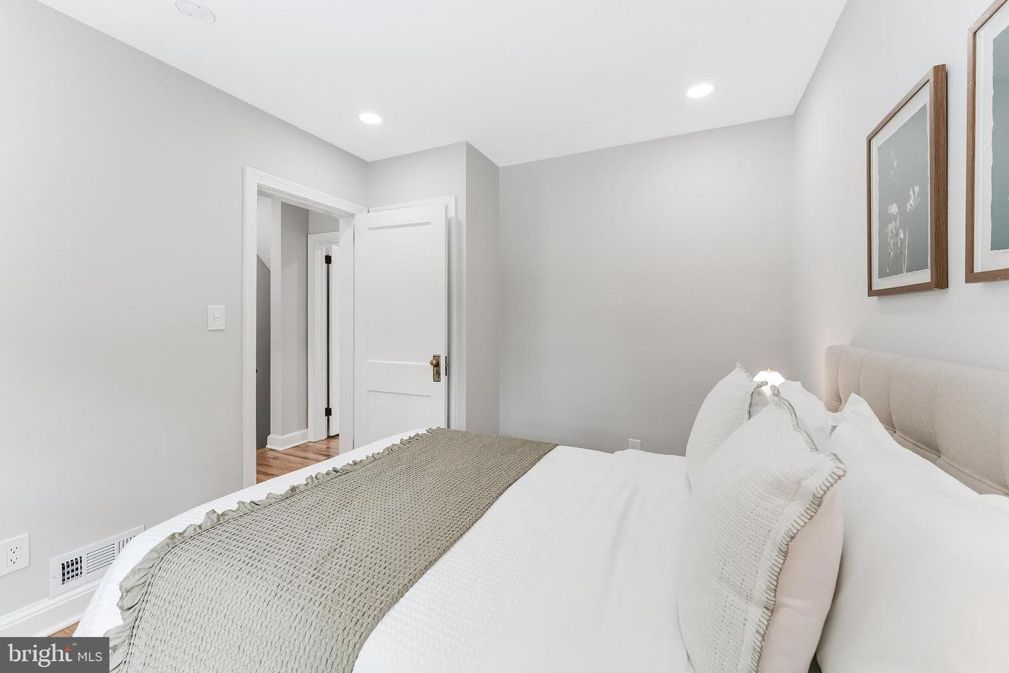 4789 21st Road N photo 17