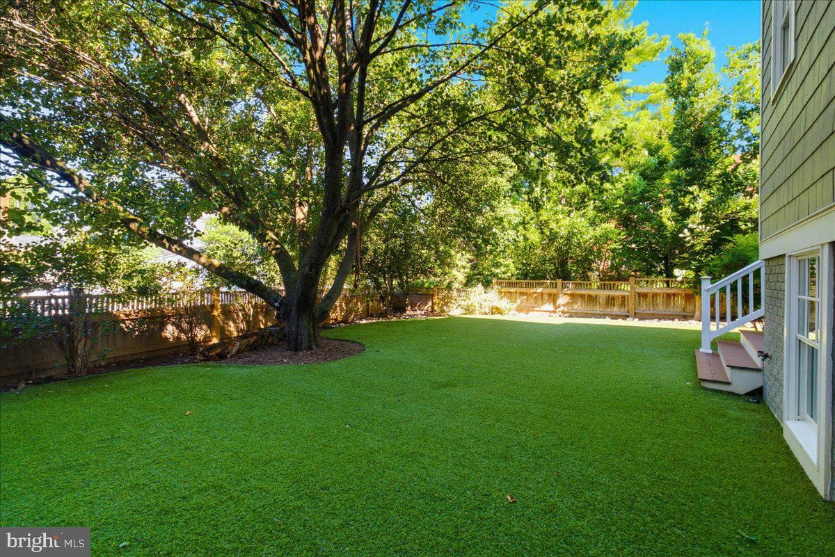 5121 25th Street N photo 32