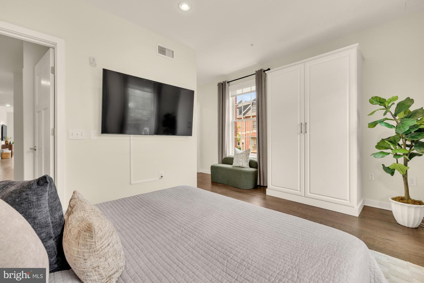 1700 Clarendon Boulevard #154 photo 25