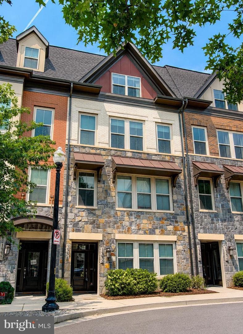 1336 S Quinn Street, Arlington