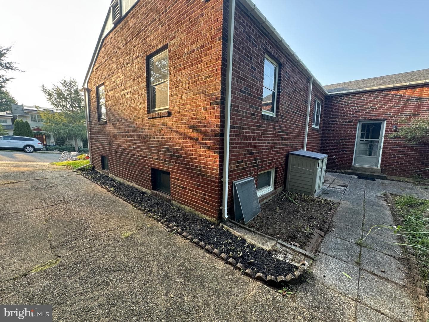 921 N Nottingham Street photo 26