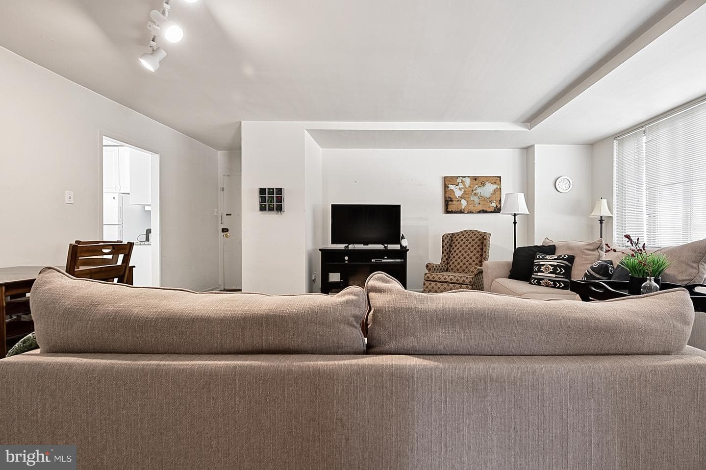 1121 Arlington Boulevard #206 photo 6