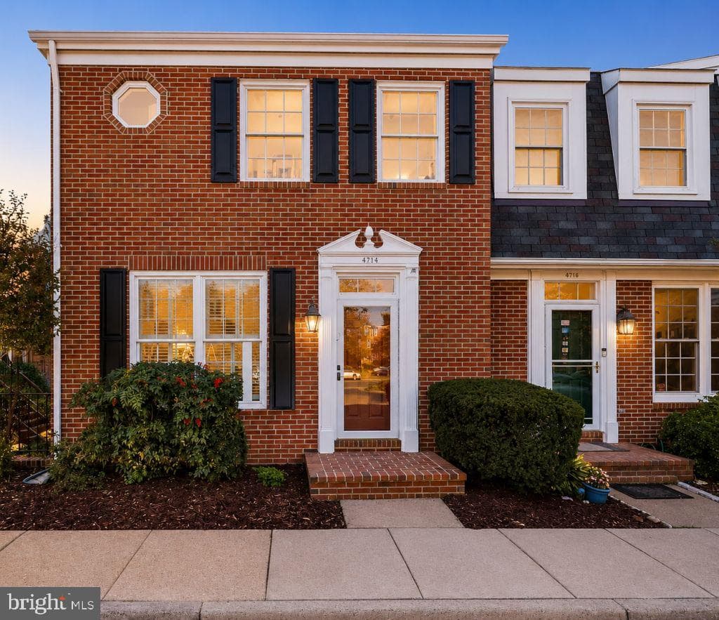 4714 31st Street S, Arlington