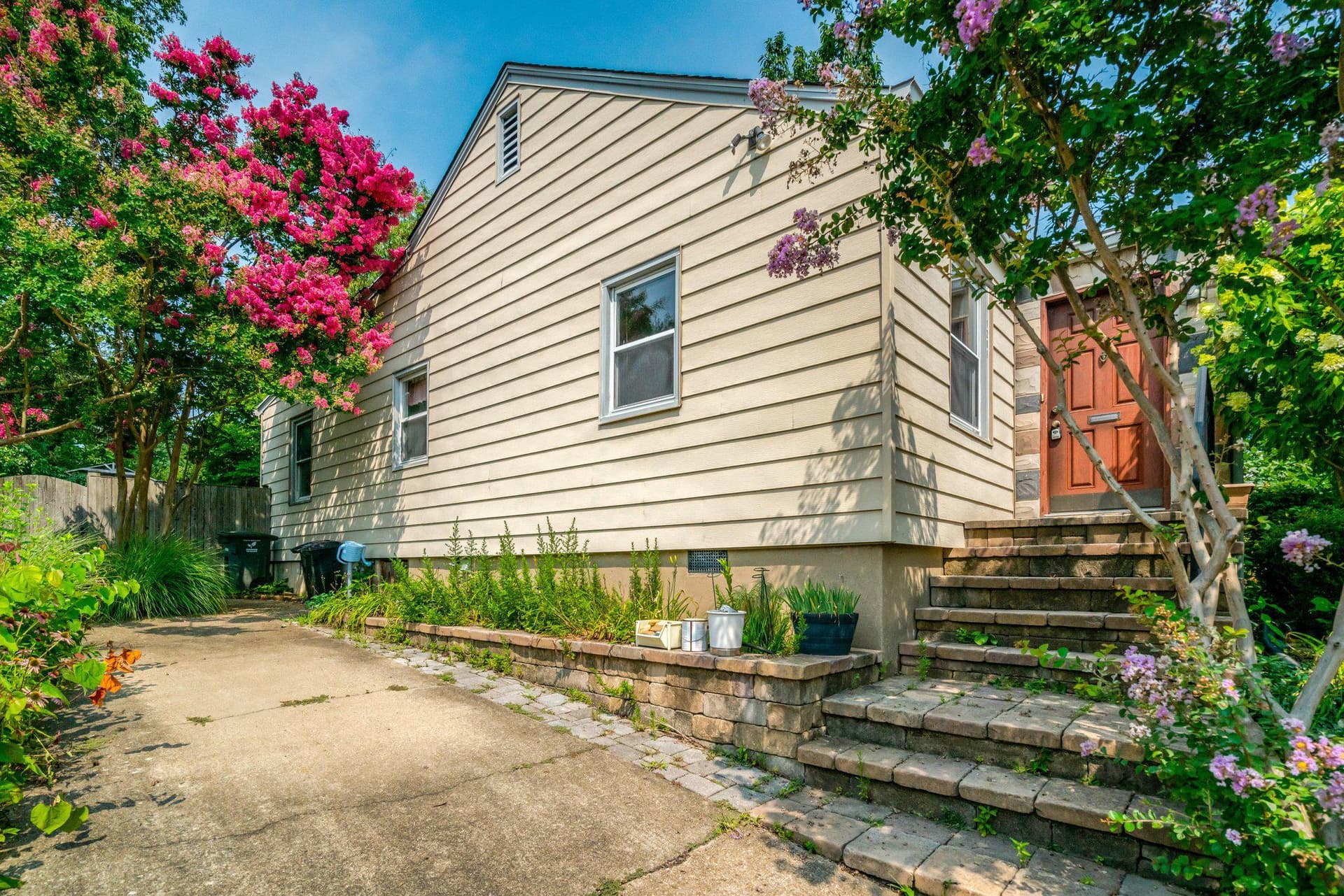 1208 S Frederick Street, Arlington