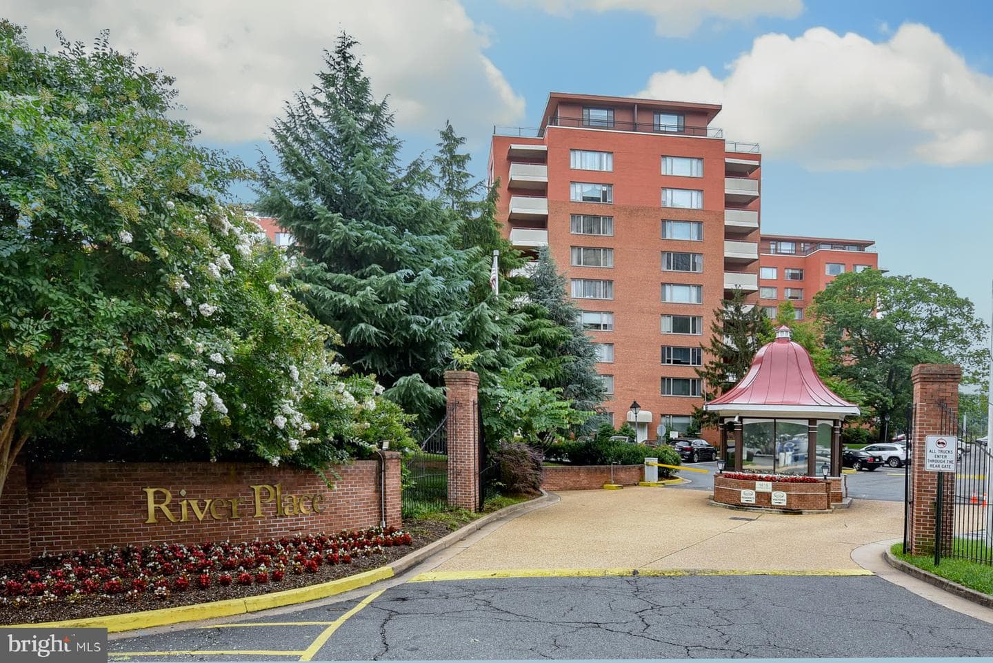 1021 Arlington Boulevard #1212 photo 41