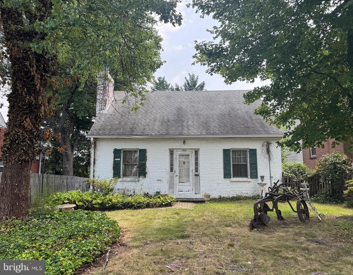 1205 N Columbus Street, Arlington