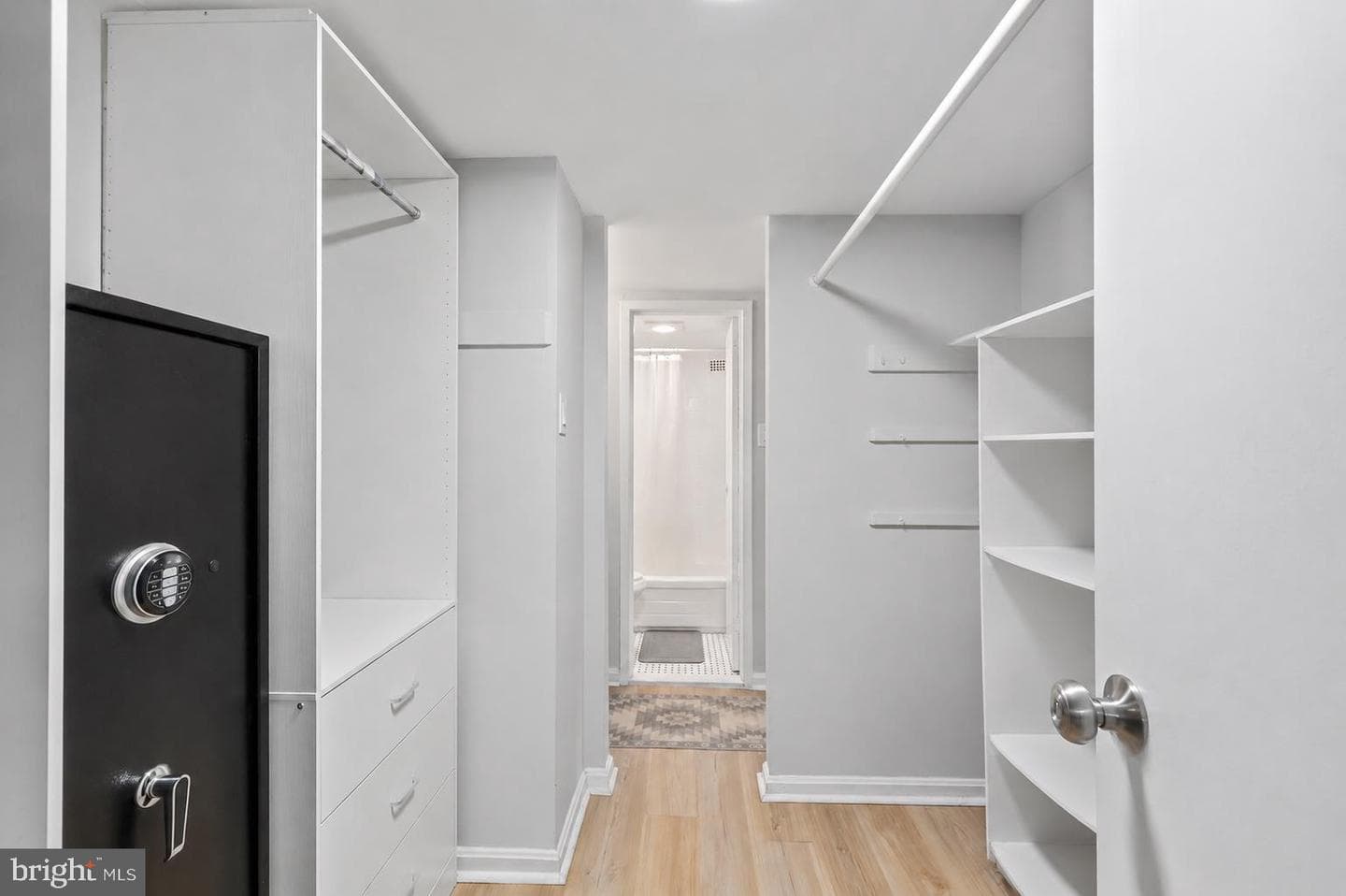 1300 Army Navy Drive #320 photo 13