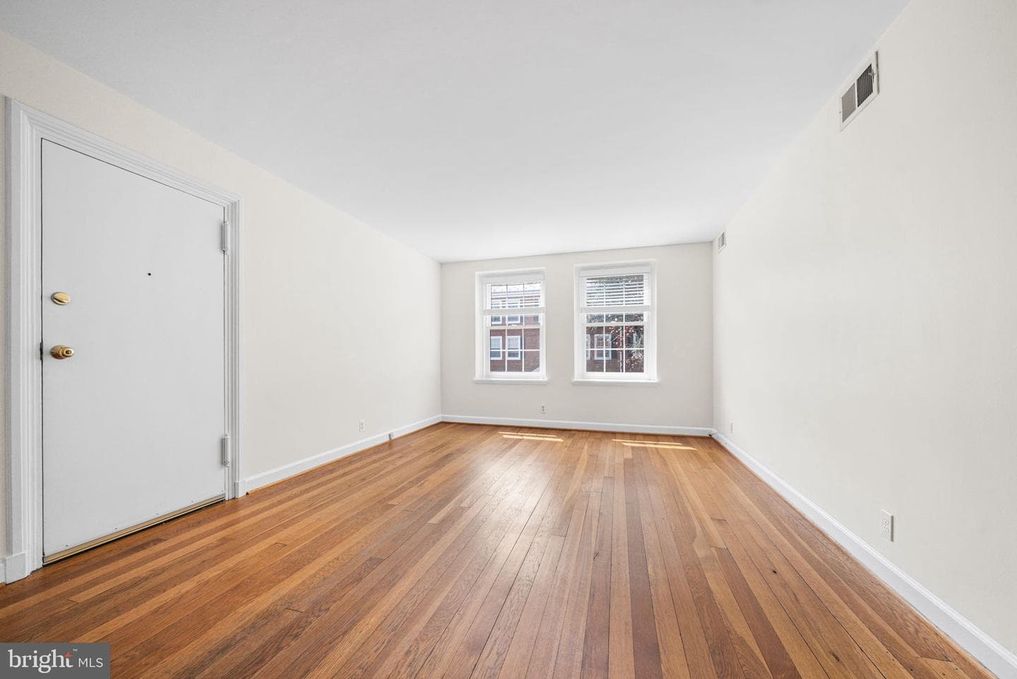 2916 S Buchanan Street #b1 photo 3
