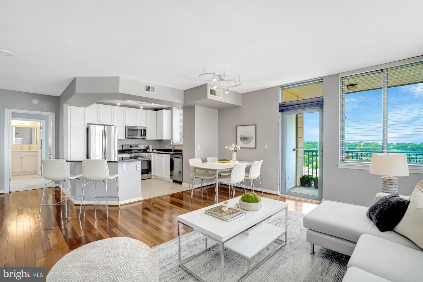 851 N Glebe Road #1911 photo 5