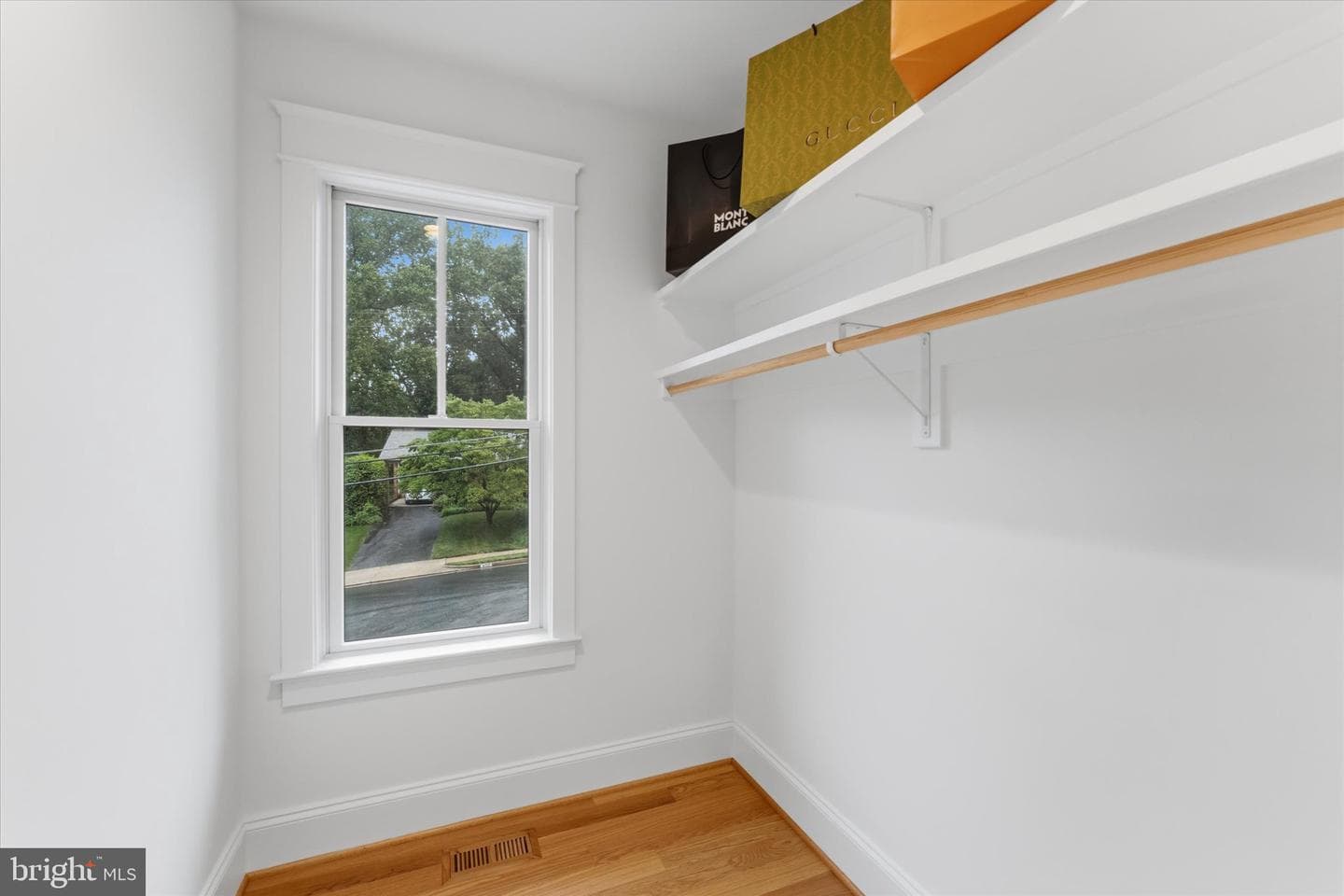 4306 40th Street N photo 18