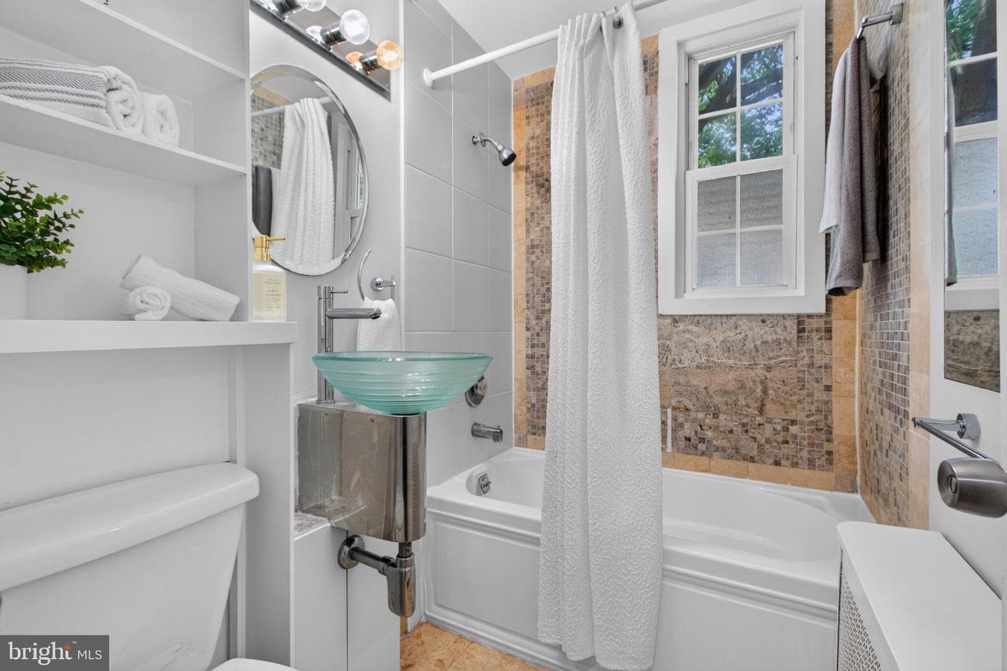 226 N Thomas Street N #226-3 photo 32
