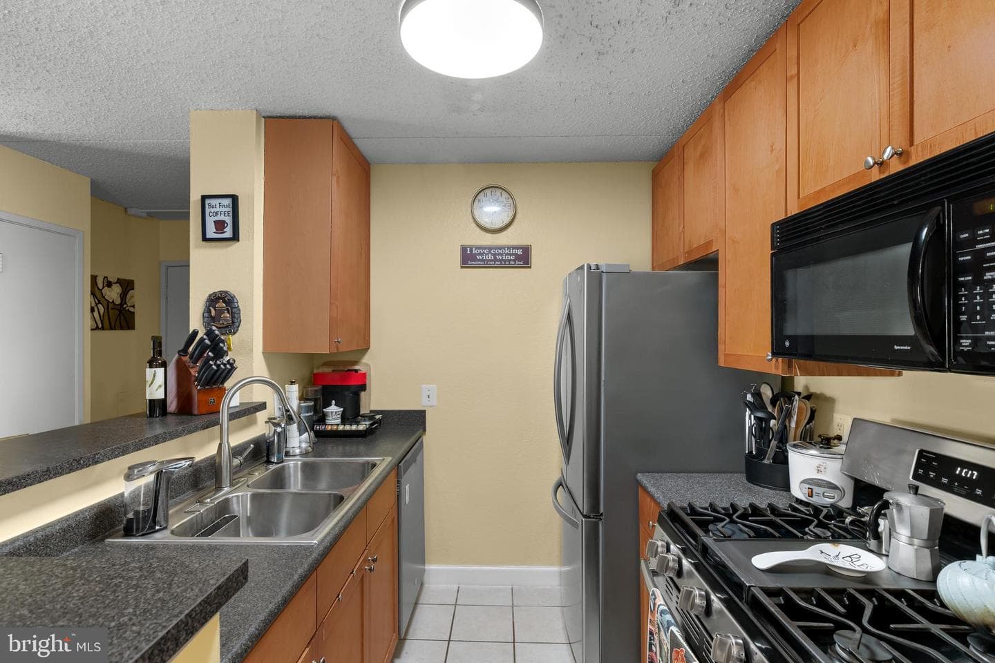 75 S Reynolds Street #101 photo 7
