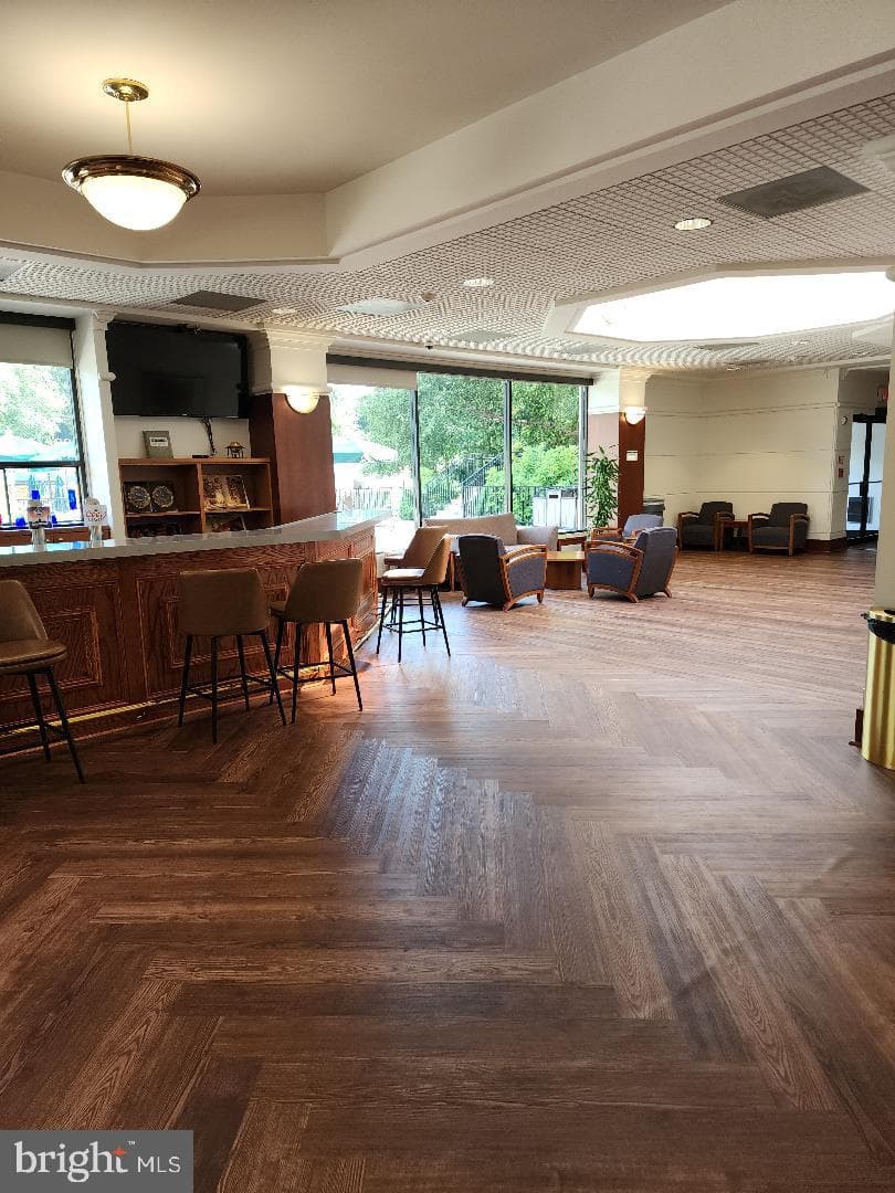 307 Yoakum Parkway #1024 photo 39
