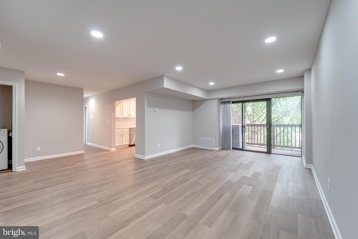 51 Skyhill Road #202 photo 2
