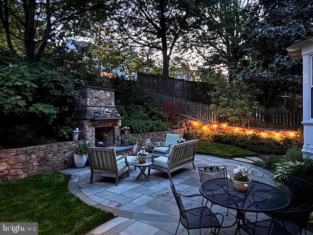 310 N View Terrace photo 5