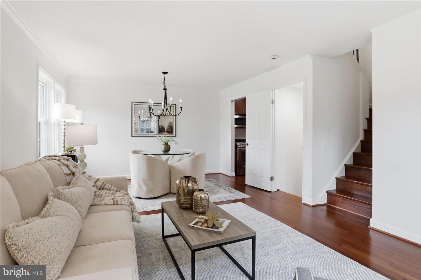 1306 Chetworth Court photo 8