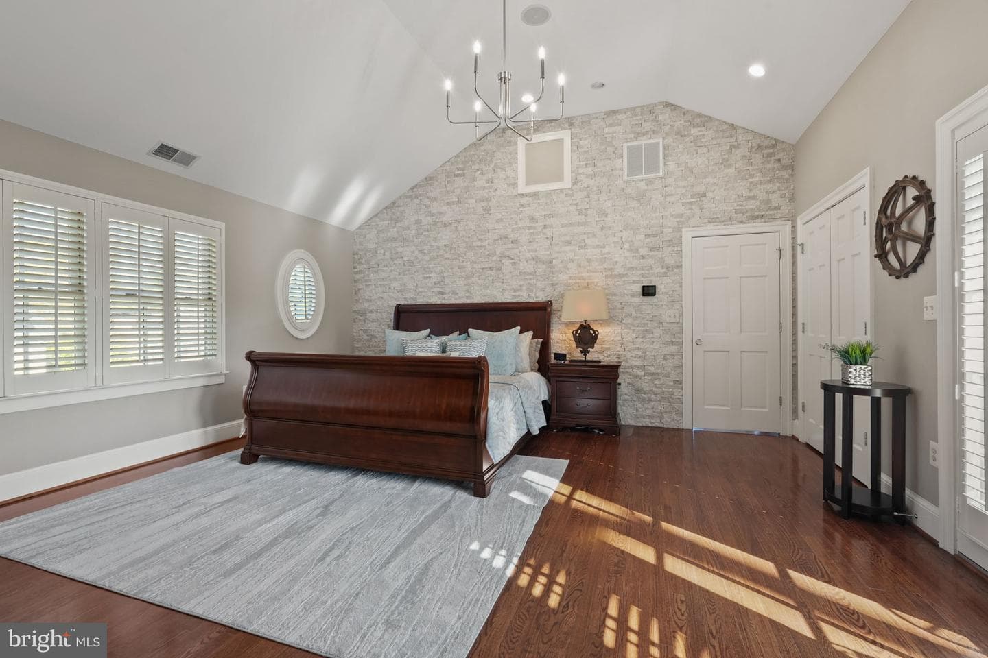 600 Upland Place photo 24