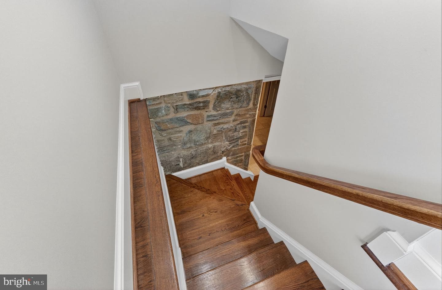 600 Upland Place photo 37