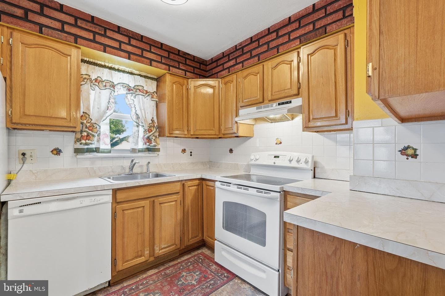 1710 N Cliff Street photo 11