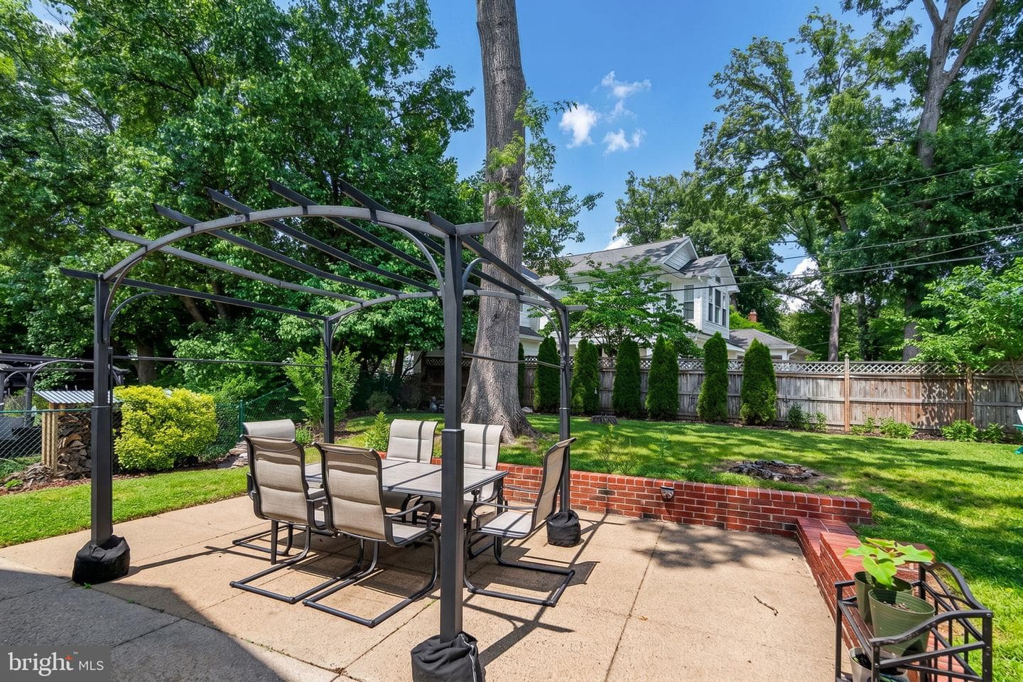 915 N Overlook Drive photo 39