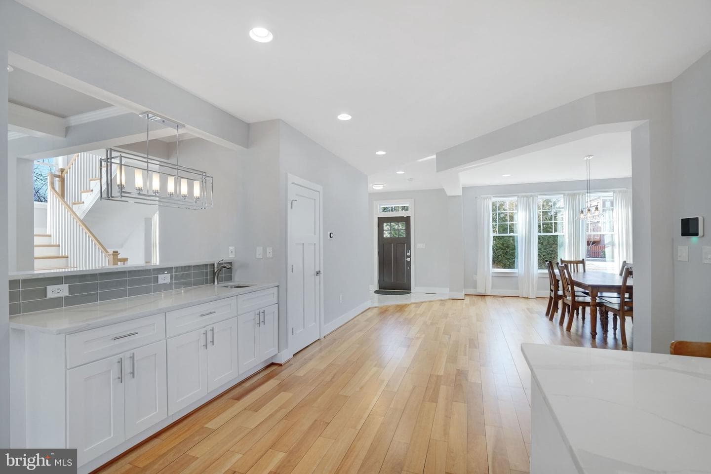 3731 Duke Street photo 15