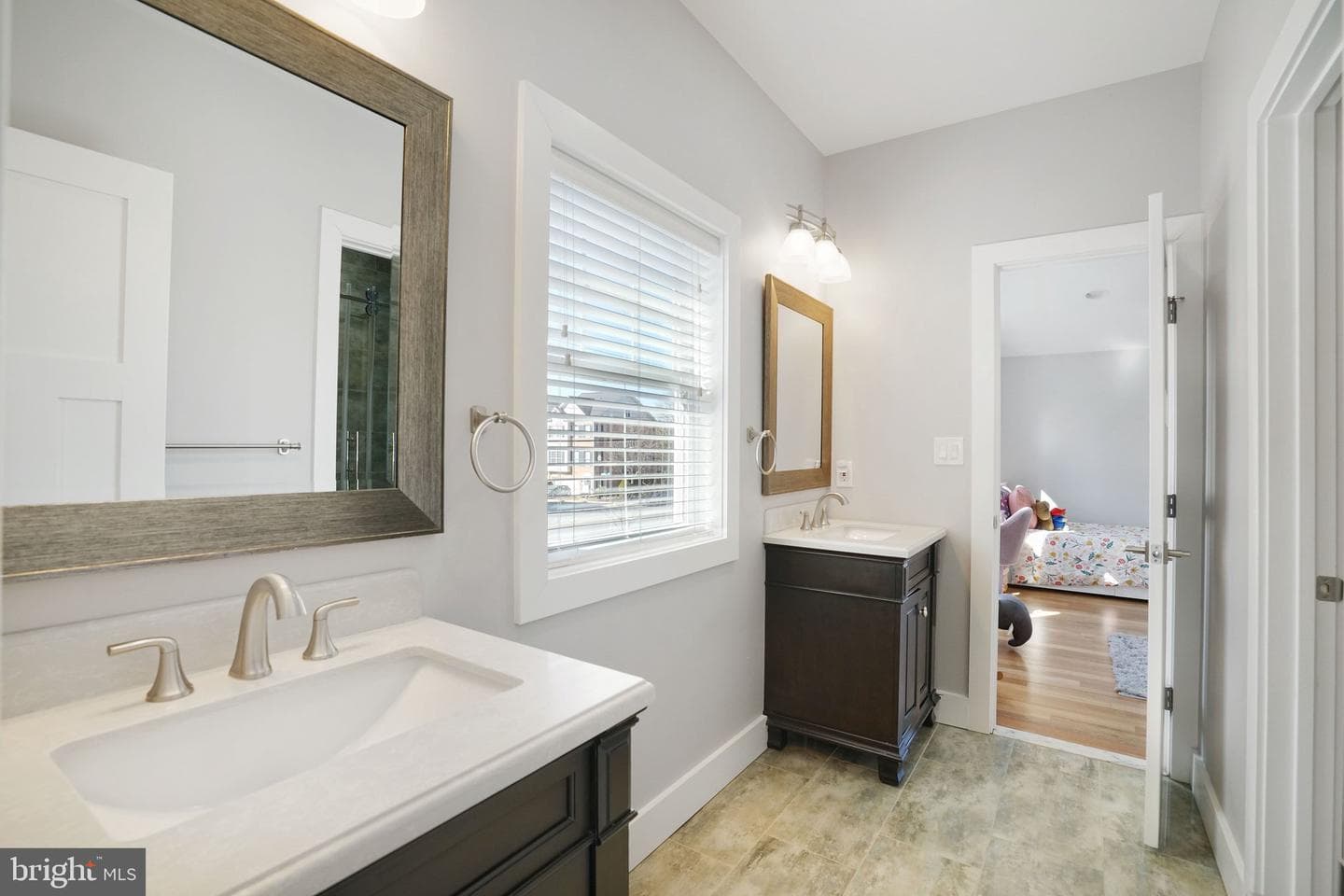 3731 Duke Street photo 34
