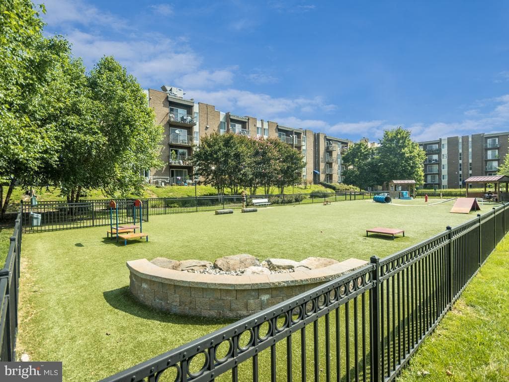 16 S Van Dorn Street #602 photo 8