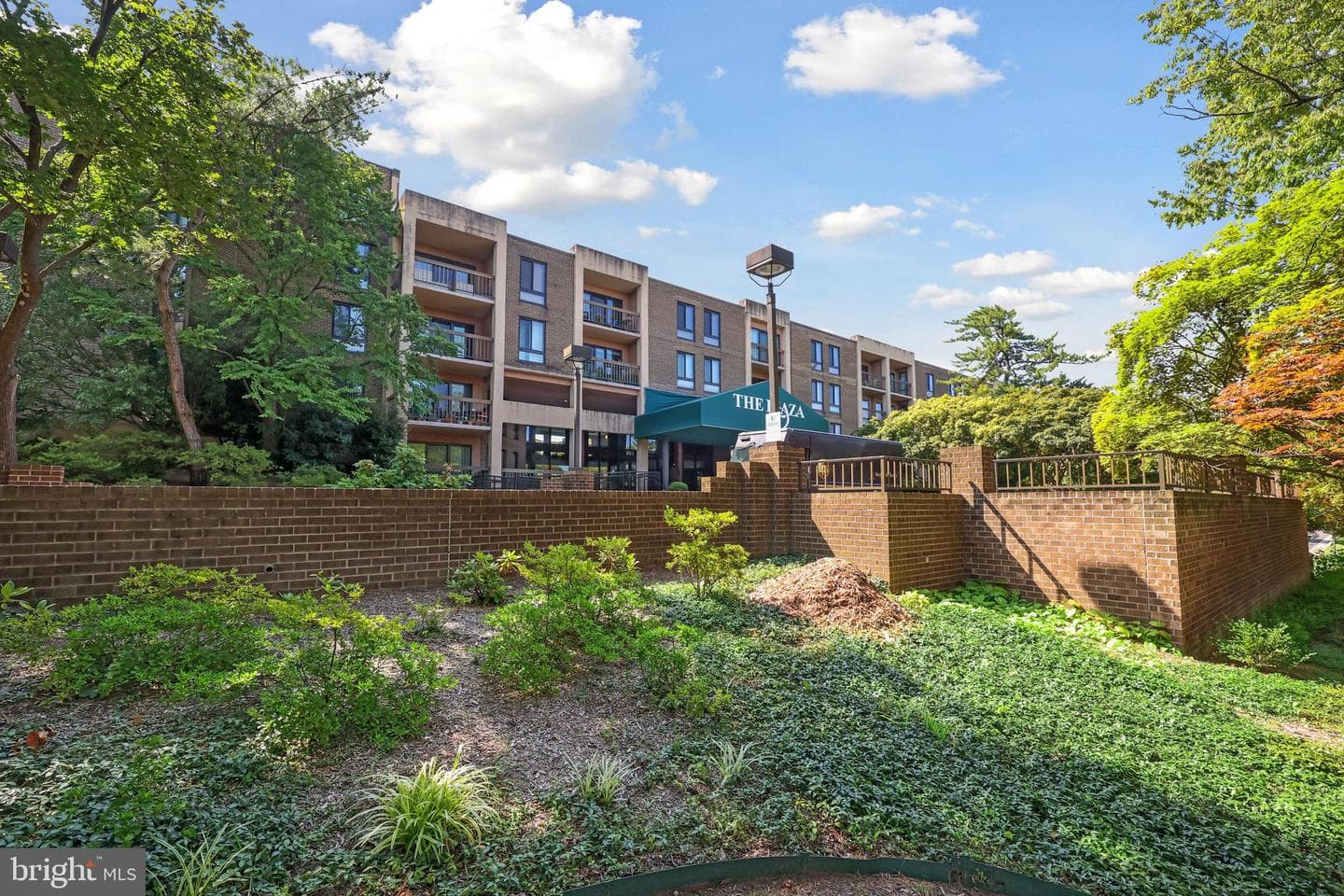 803 N Howard Street #252 photo 25