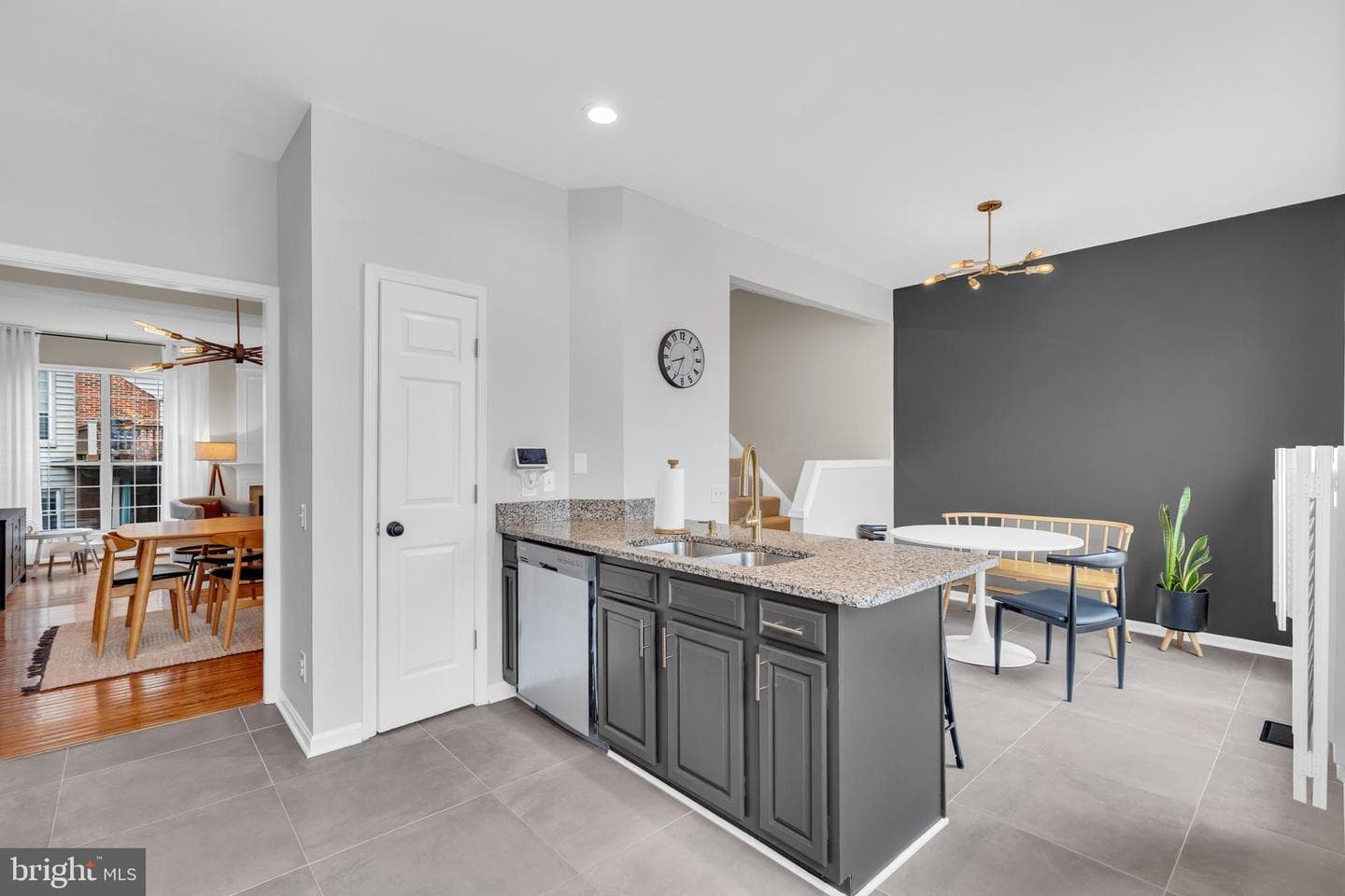 7 Arell Court photo 22