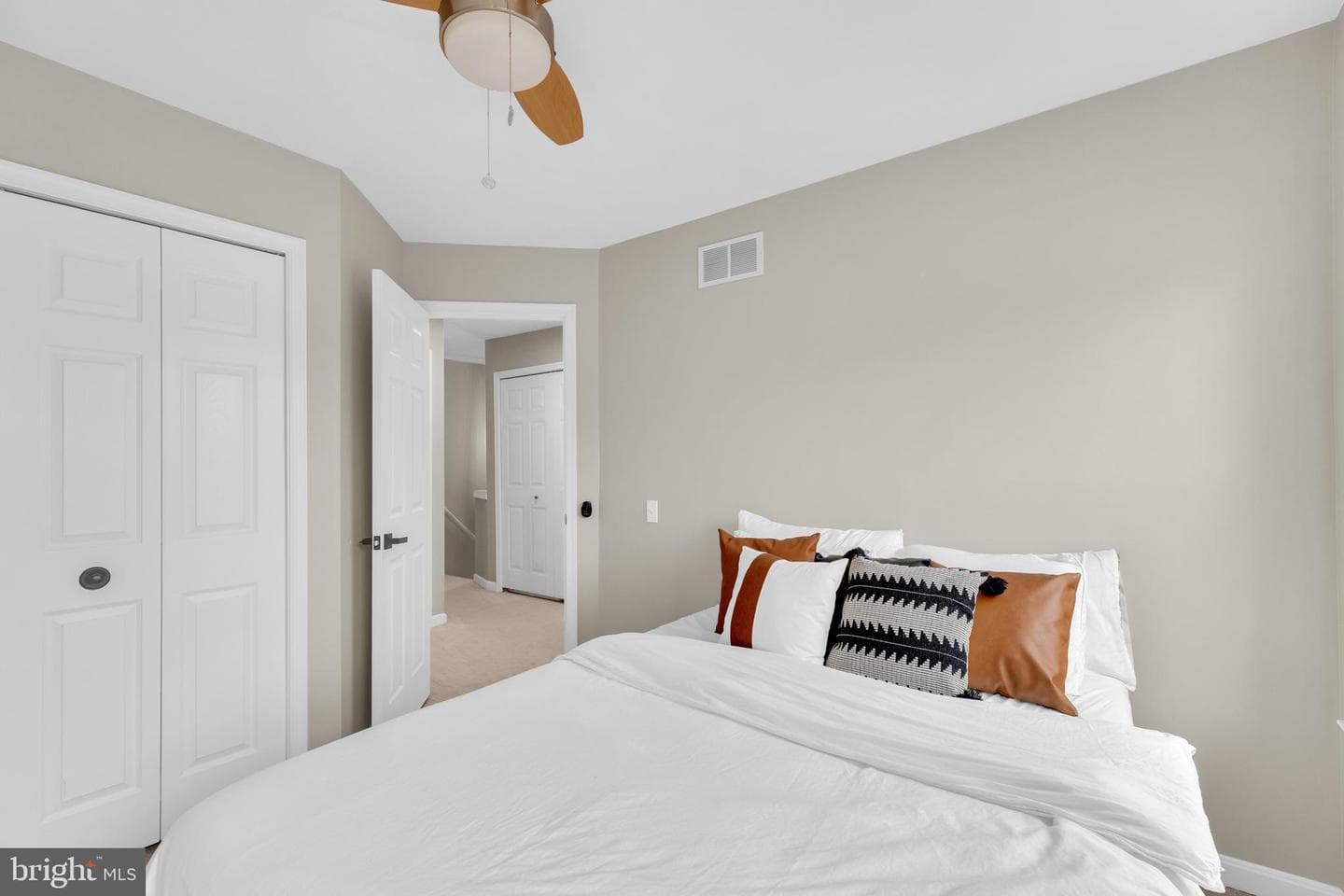 7 Arell Court photo 37