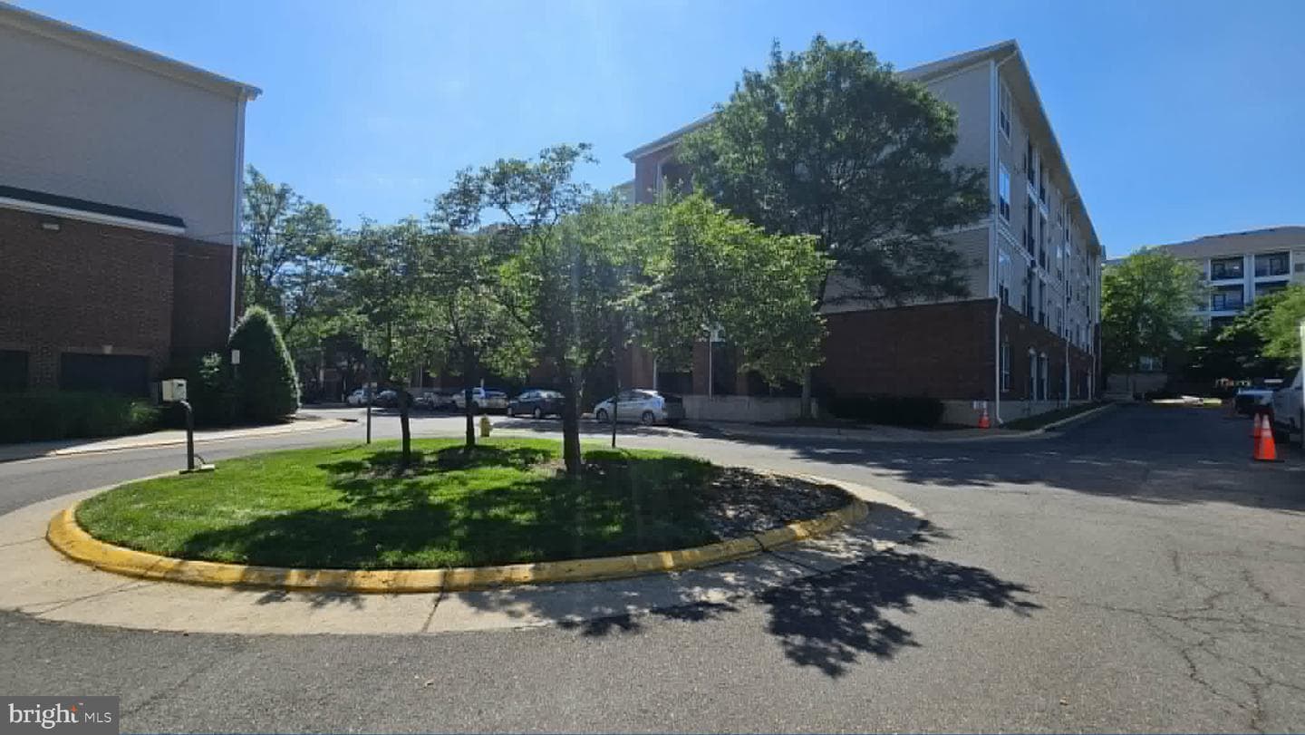 4862 Eisenhower Avenue #158 photo 22