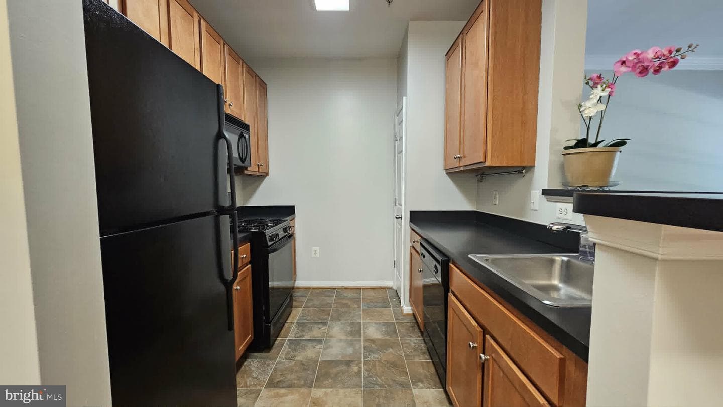 4862 Eisenhower Avenue #158 photo 39