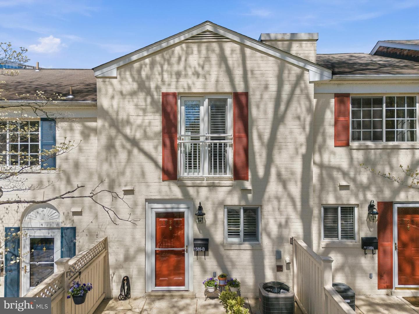 1589 N Van Dorn Street #b photo 30