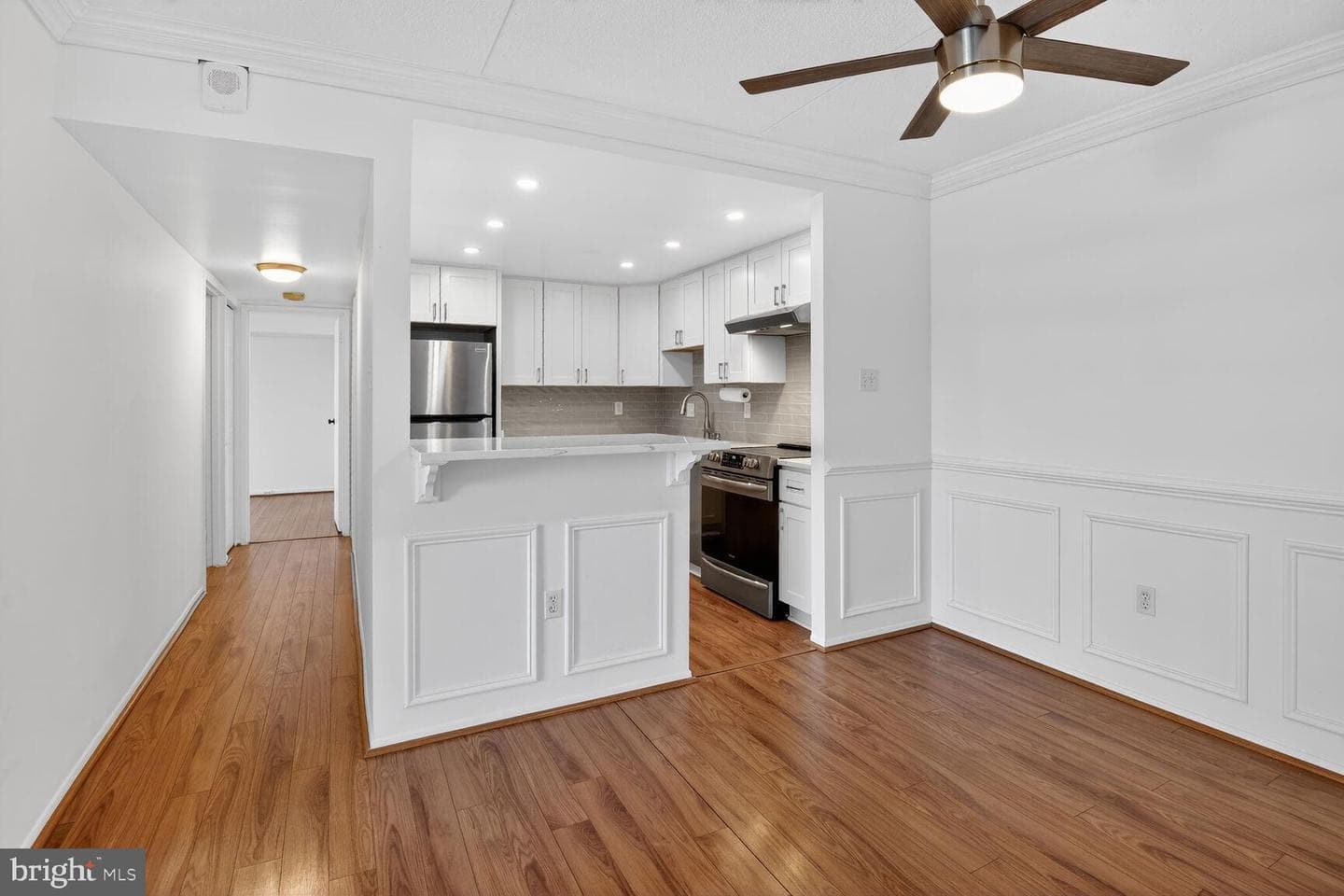 6300 Stevenson Avenue #410 photo 5