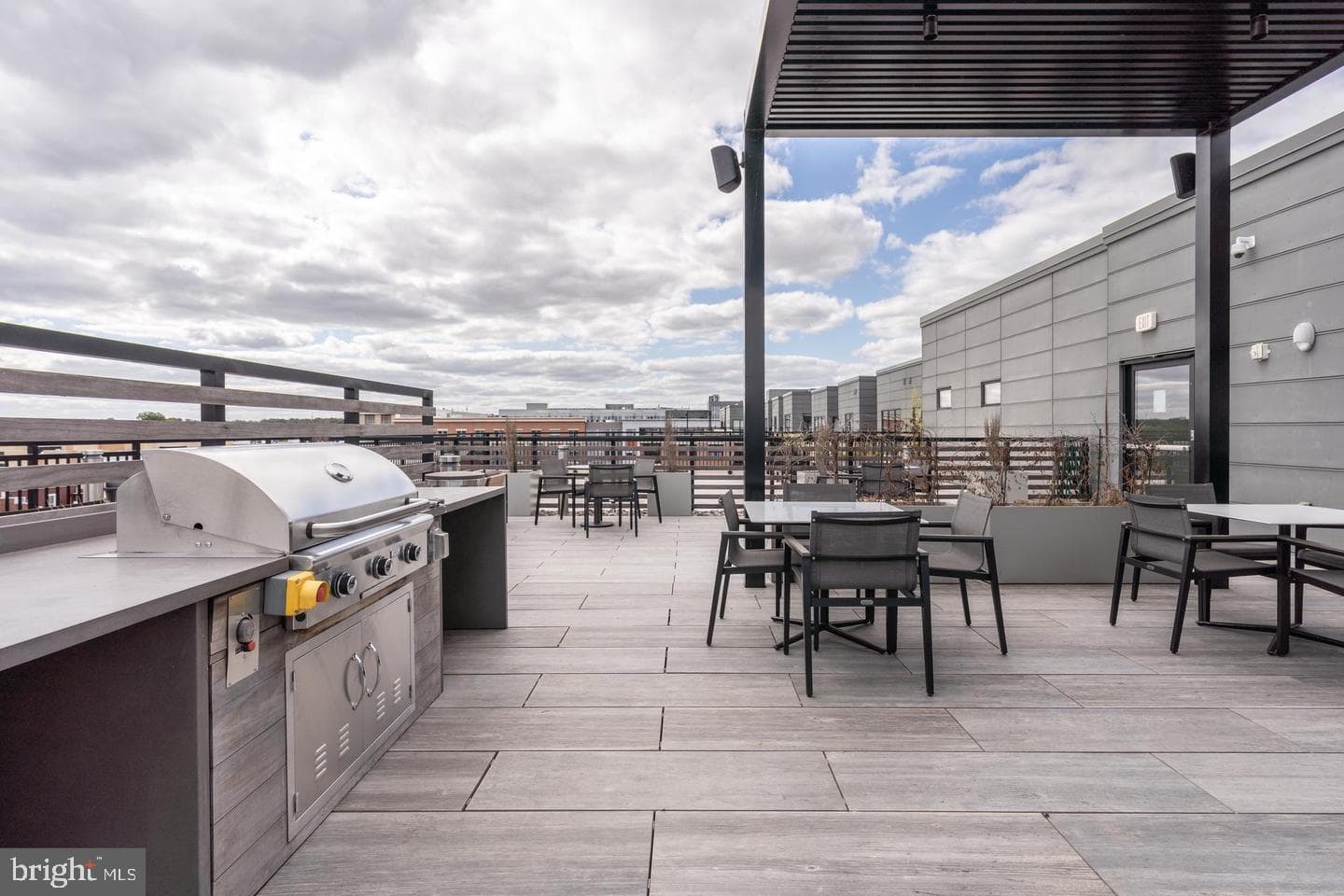 737 Swann Avenue #607 photo 31