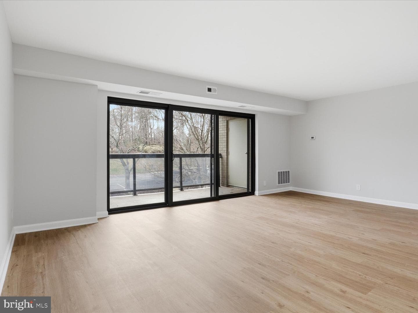 205 Yoakum Parkway #216 photo 10