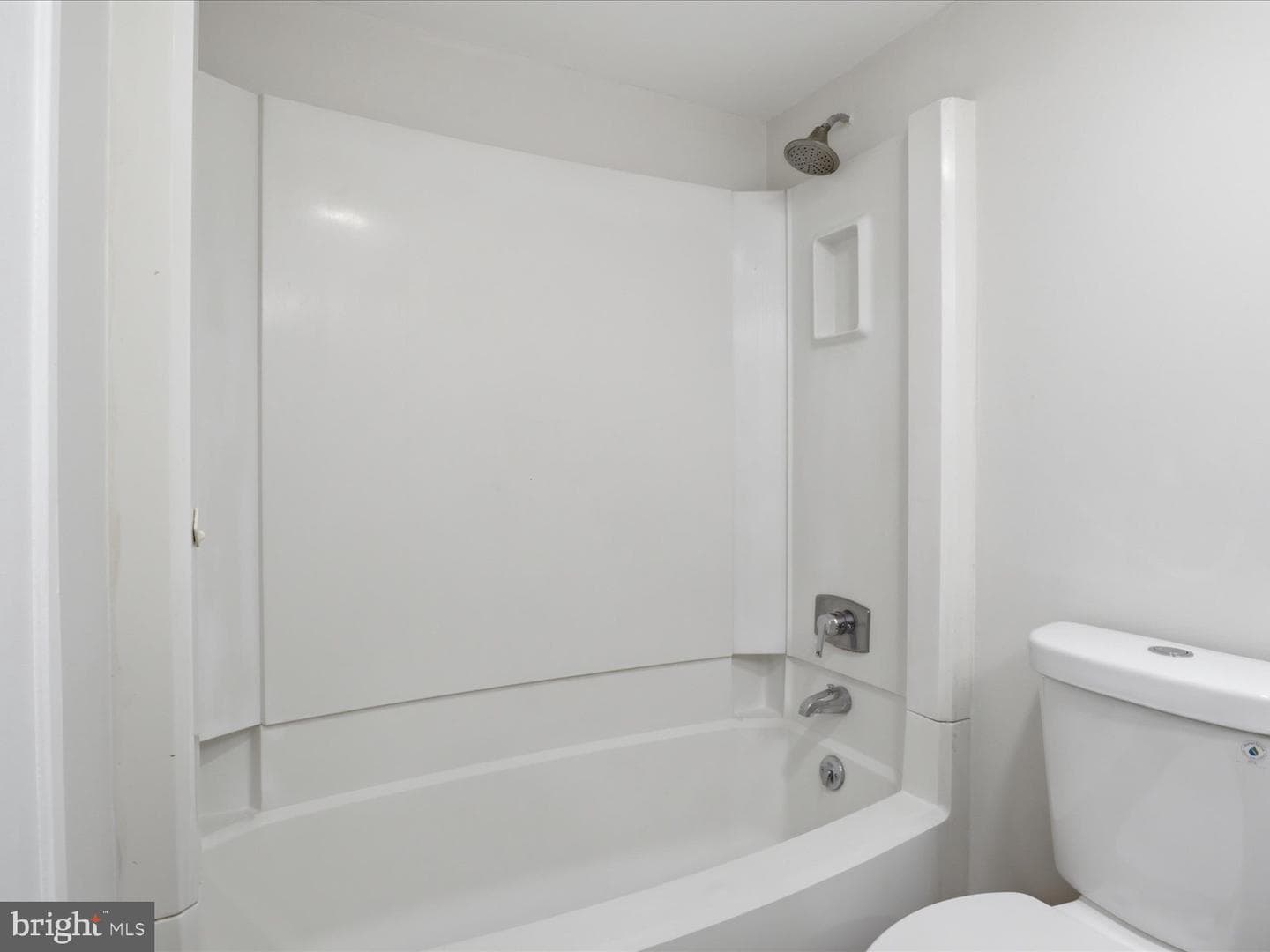 205 Yoakum Parkway #216 photo 19