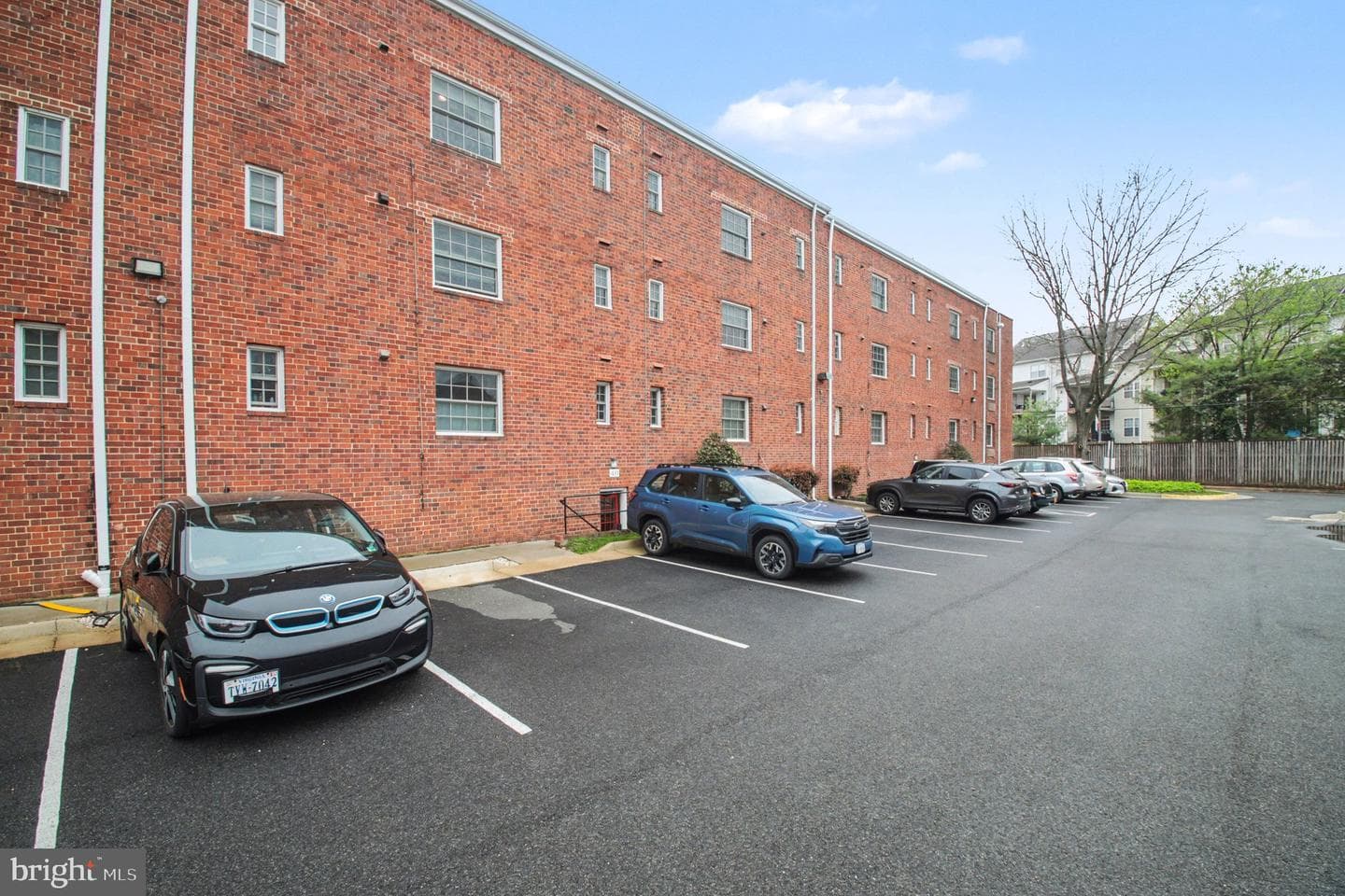 1632 W Abingdon Drive #302 photo 15