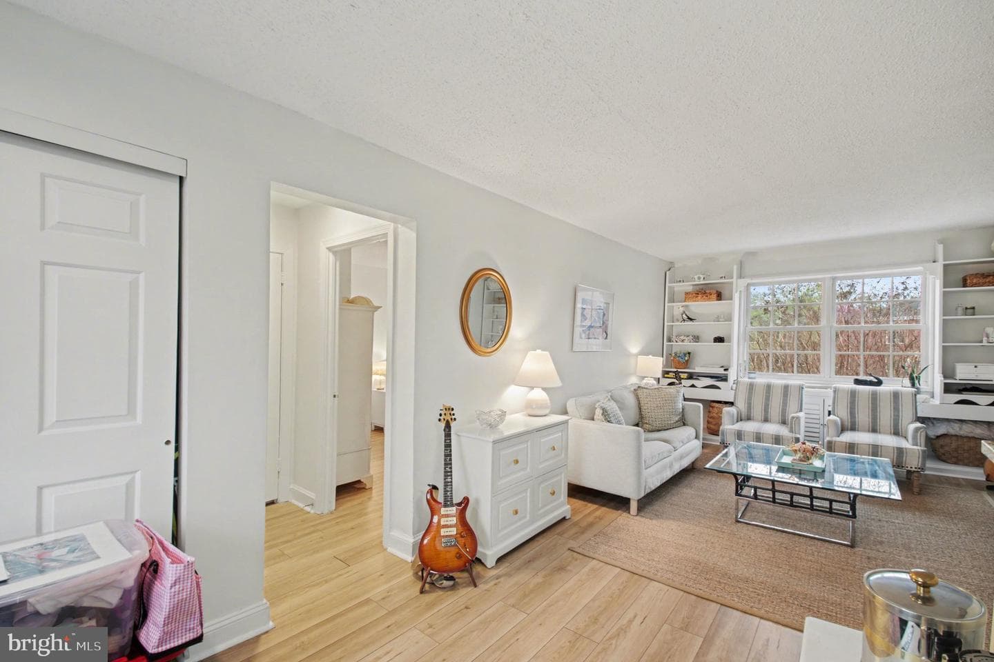 1632 W Abingdon Drive #302 photo 4